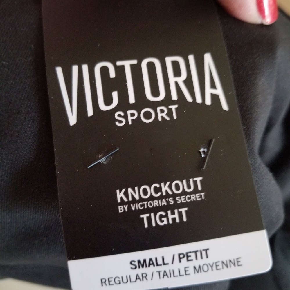 Small KnockOut Leggings With Outer Side Pockets